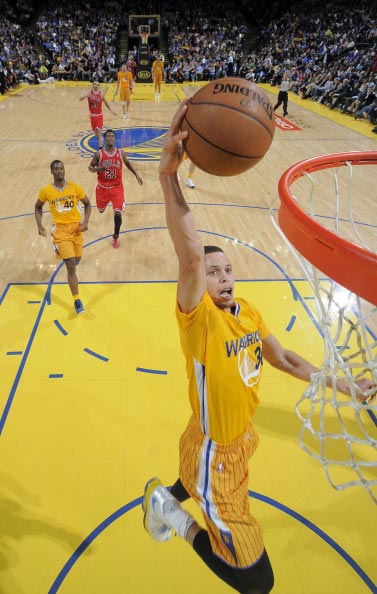 一年一度的 一年一度的